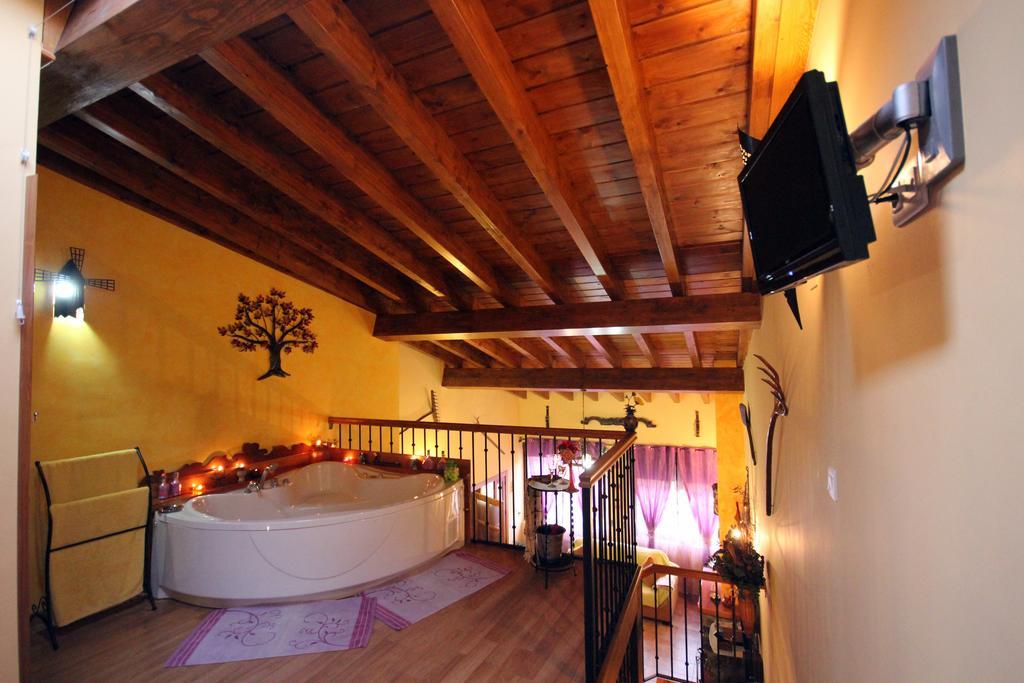 Casa Rural Luna Rosa Lancharejo Extérieur photo